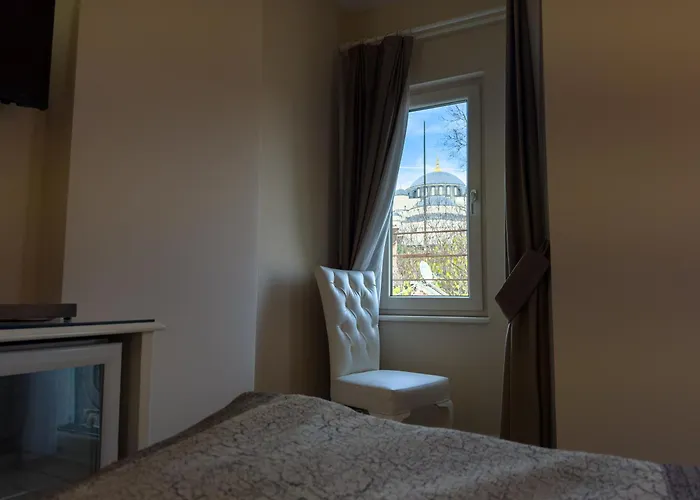 Sarnic Premier Hotel