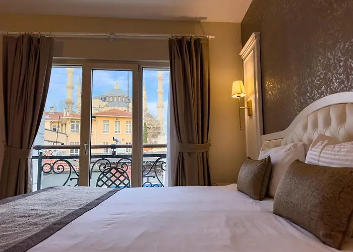 Sarnic Premier Hotel
