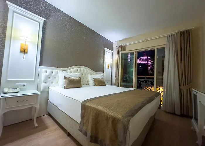 Sarnic Premier Hotel